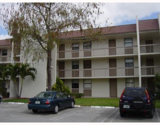 Primary Photo - 8437 Forest Hills Dr