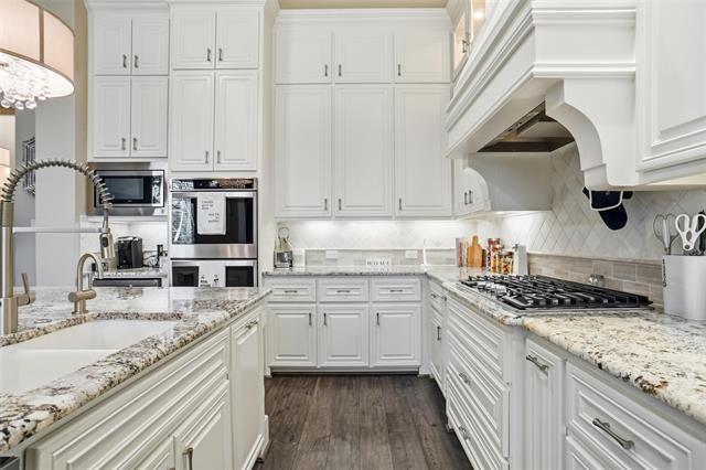 Foto del edificio - 5925 Terrace Oaks Ln