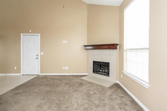 Building Photo - 509 SW 121st Pl