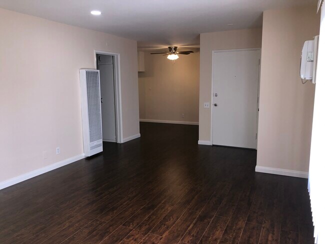 Living Room - 11004 Blix St
