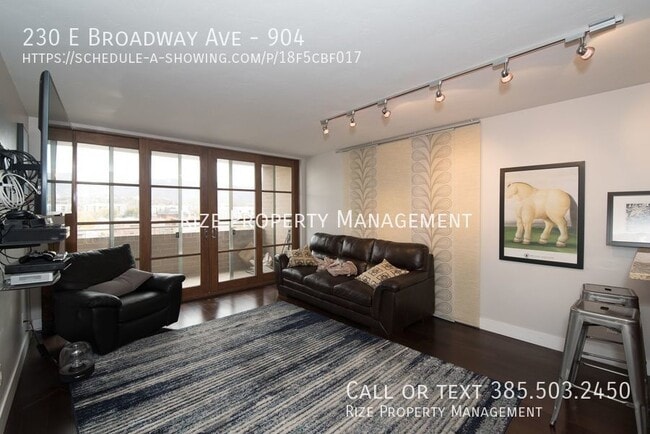 Foto del edificio - 230 E Broadway