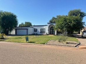 Building Photo - 321 Diamondhead Dr