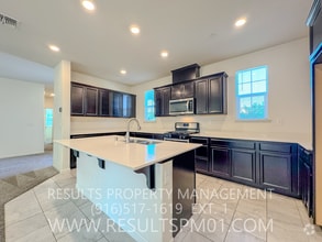 Building Photo - 240 Uccello Way