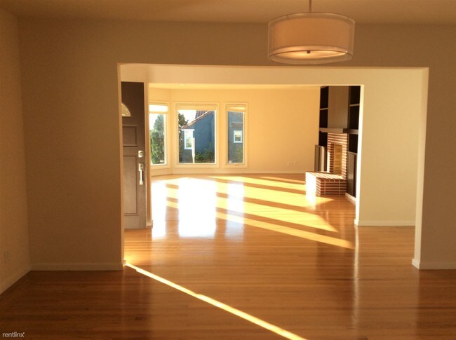 Building Photo - 95 Aptos Ave