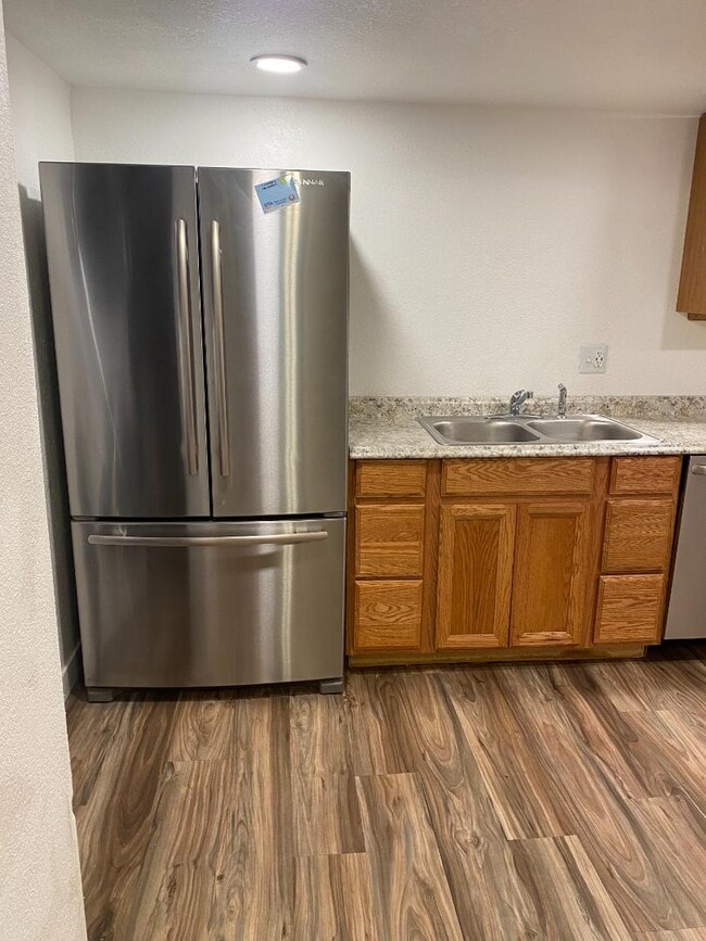 Photo - 1830 S Tennyson St Apartment