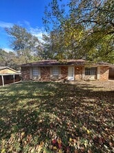 Building Photo - 412 Fieldbrook Dr