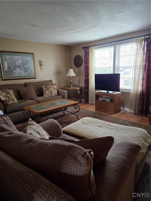 Foto del edificio - 7974 Pickett Ln