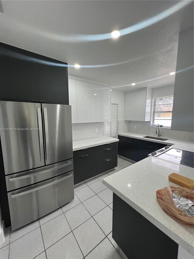 Foto del edificio - 3280 NW 213th Terrace
