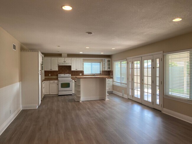 Foto del edificio - 3 bed, 2 bath home on a cul-de-sac