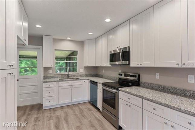 Foto del edificio - 4 br, 2 bath House - 511 Spring Oaks Blvd