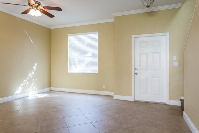Foto del edificio - 900 NW 126th Ave