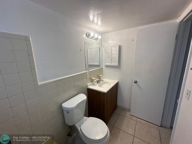 Foto del edificio - 460 Sunshine Dr