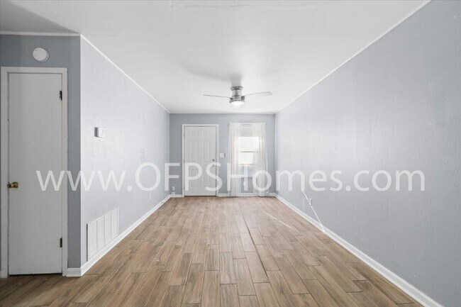 Foto del edificio - 309 E Walnut Ave