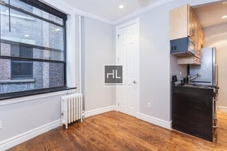 Building Photo - East 35th Street