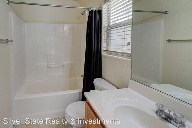 Foto del edificio - 3 br, 3.5 bath House - 6952 CANARY IVY WAY