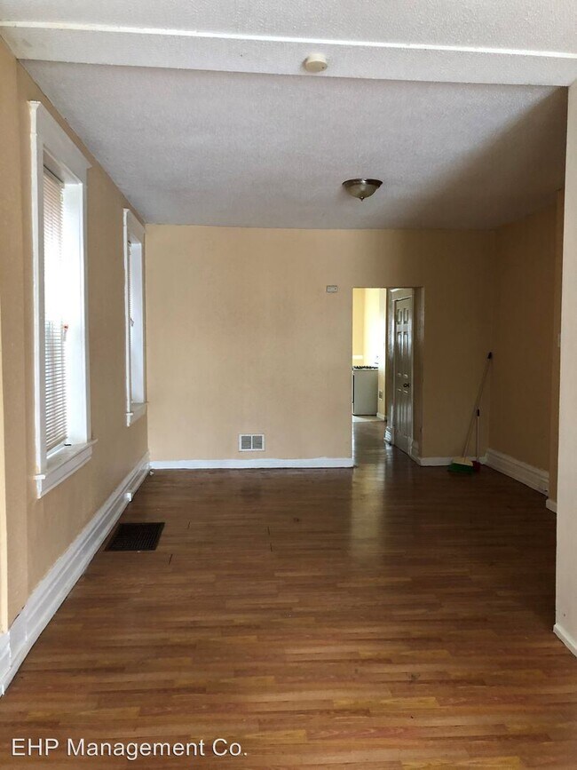 Foto del edificio - 3216 Chippewa St