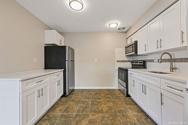 Foto del edificio - 639 Beach 63rd St
