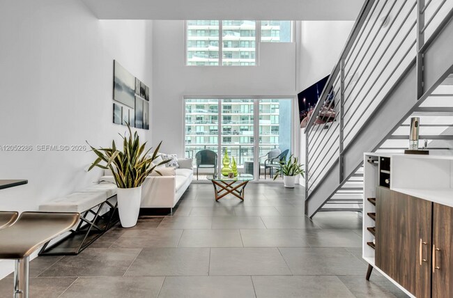 Foto del edificio - 60 SW 13th St