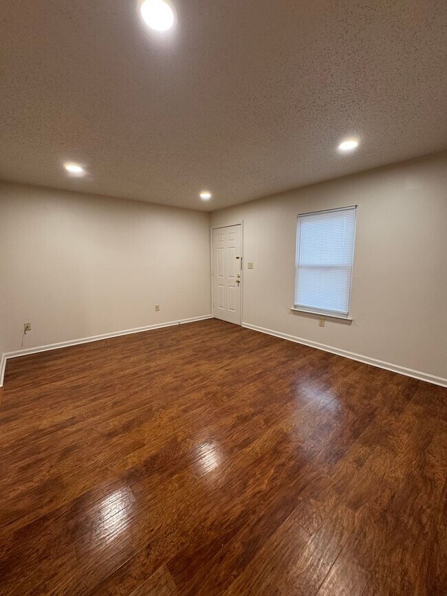 Photo - Apartment for Rent in Bridgewater
