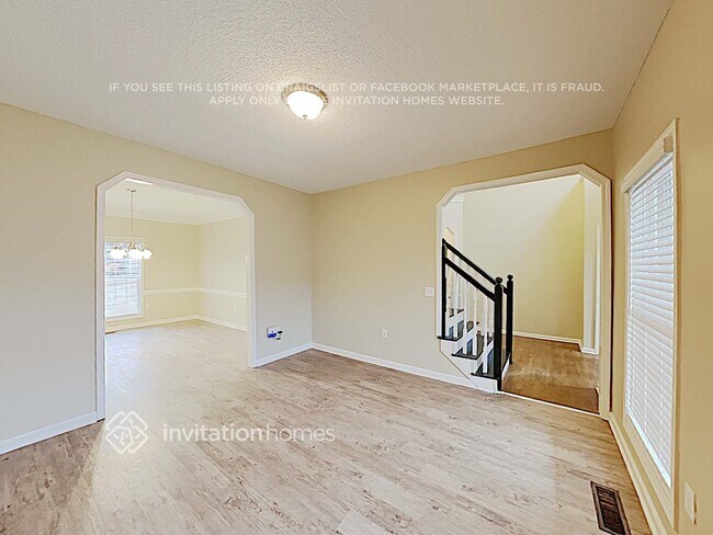 Building Photo - 201 Hunters Mill Dr