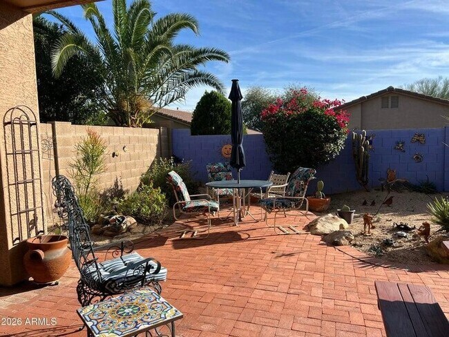 Foto del edificio - 7263 E Whispering Wind Dr