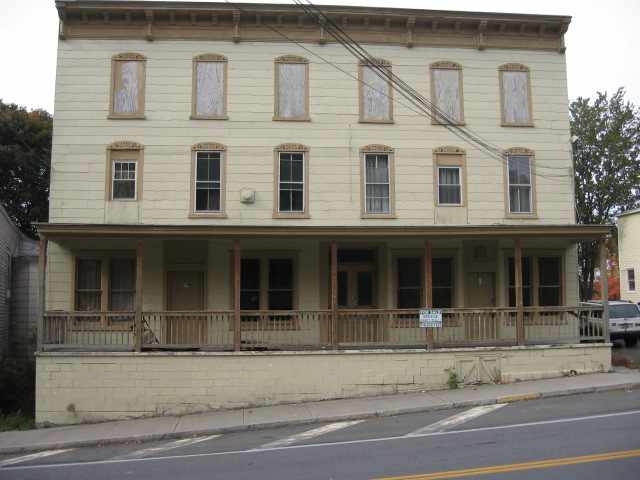 Building Photo - 56 Main