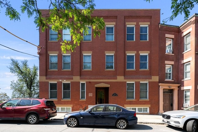 Photo - 53 Thomas Park Townhome