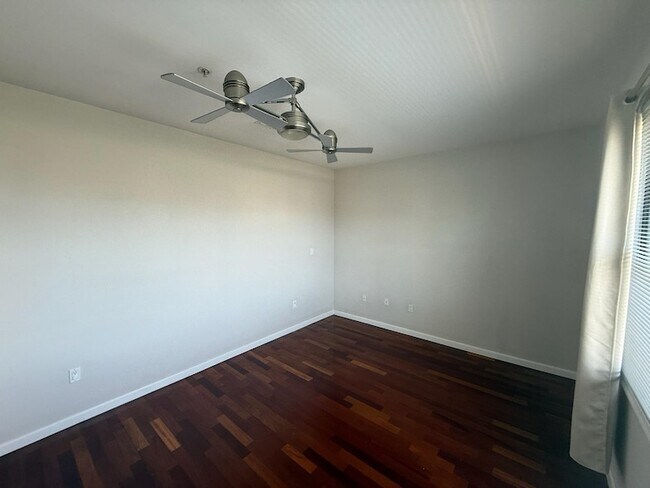 Foto del edificio - 515 30th St