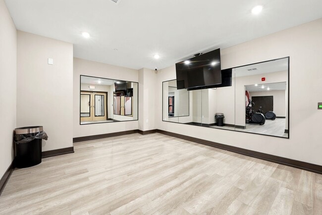 Interior Photo - The Archer