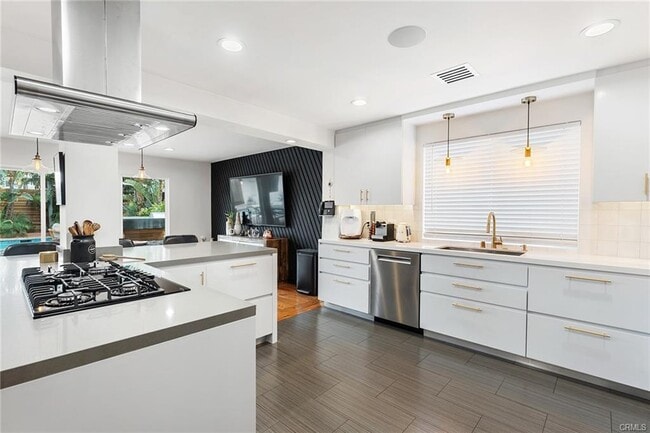 Foto del edificio - 7454 Sausalito Ave