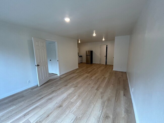 Foto del edificio - 3123 Harrison Ave