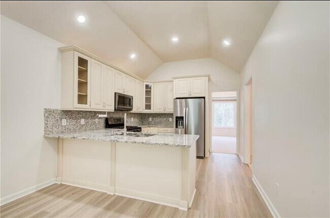 Foto del edificio - 3029 Clove Tree Ln