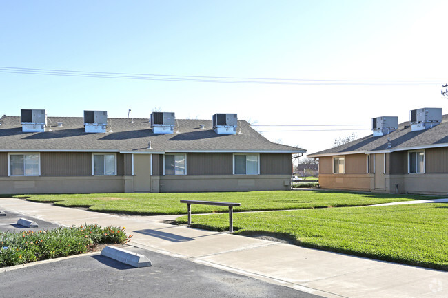 Building Photo - Midland Manor Apartments