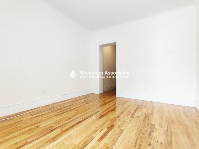 Foto del edificio - 255 Fort Washington Ave