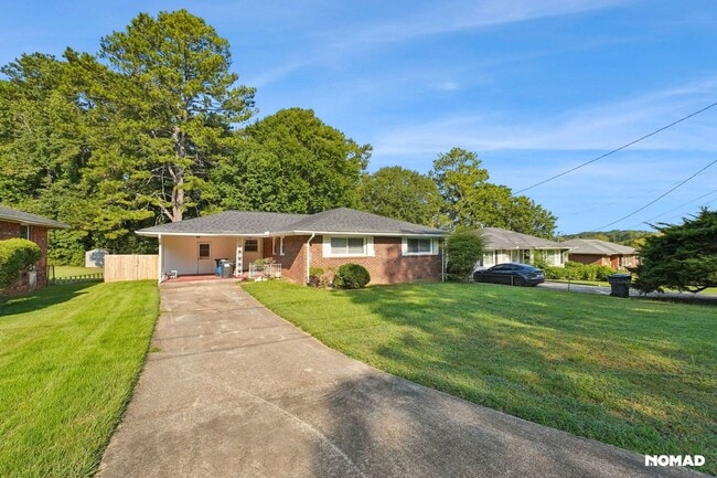 Building Photo - 2257 Collins Dr