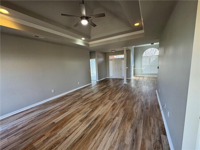 Foto del edificio - 314 Center Dr