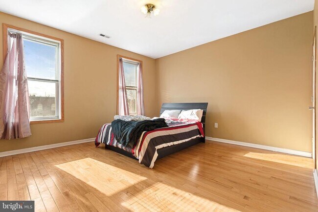 Foto del edificio - 1237 W Allegheny Ave