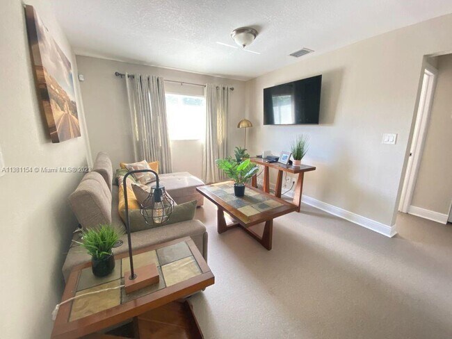 Foto del edificio - 441 NW 7th Terrace