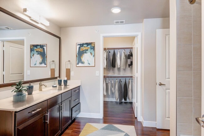 Interior Photo - Falcon at Grand Harbor