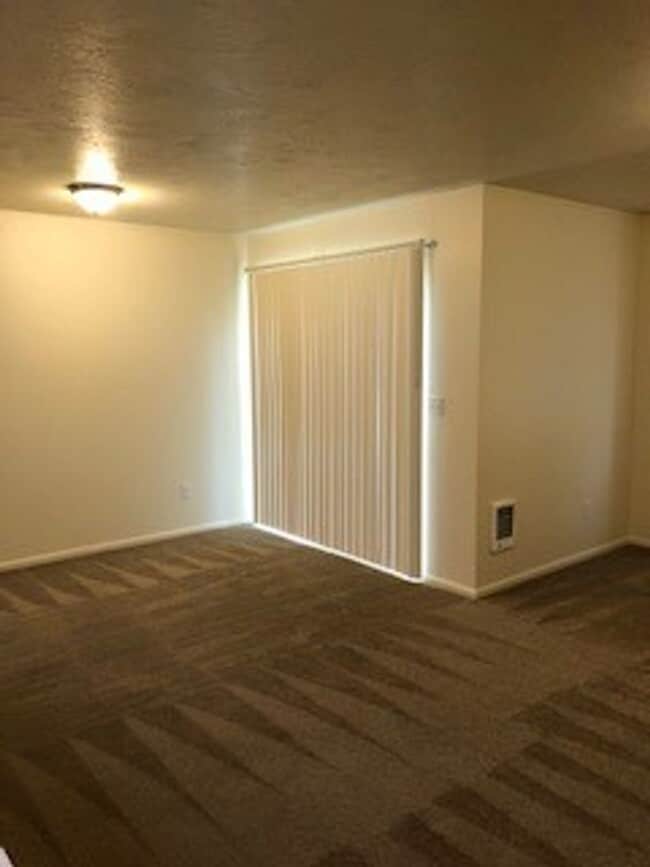 Foto del edificio - 2609 S Cloverleaf Loop