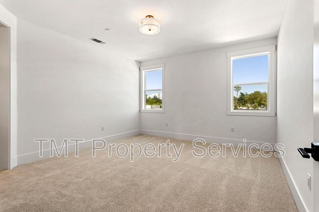 Building Photo - 6739 Micherra Cir