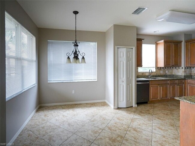 Building Photo - 16590 Goldenrod Ln