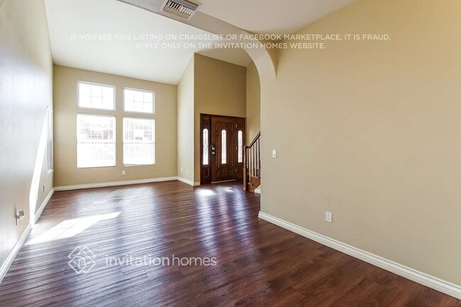 Foto del edificio - 4911 W 116th St