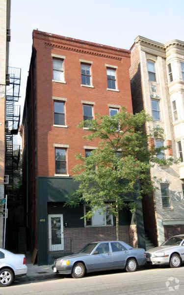Building Photo - 488 Commercial St
