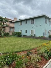 Building Photo - 1032 Arcadia Ave