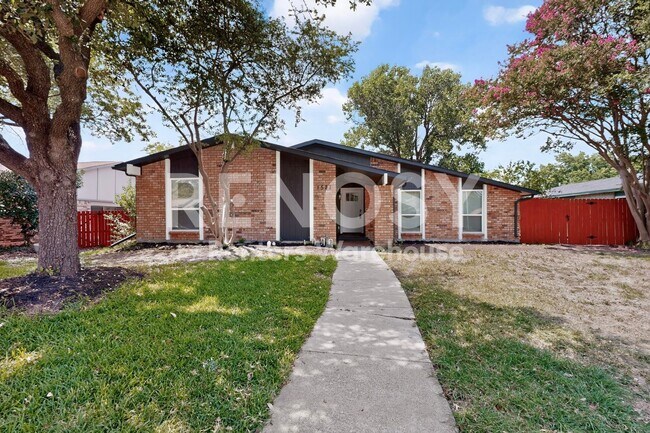 Foto del edificio - 1527 Cherokee Trail