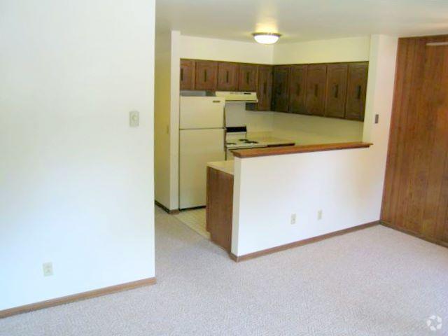 Kitchen - Heritage Square Apartments