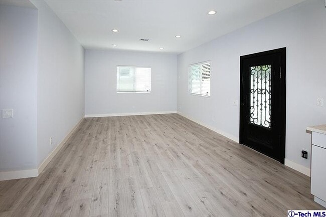 Building Photo - 1630 Winona Blvd
