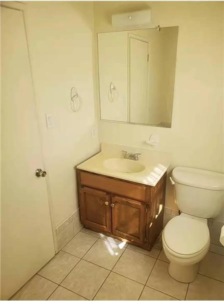 Foto del edificio - 1641 Pontenova Ave