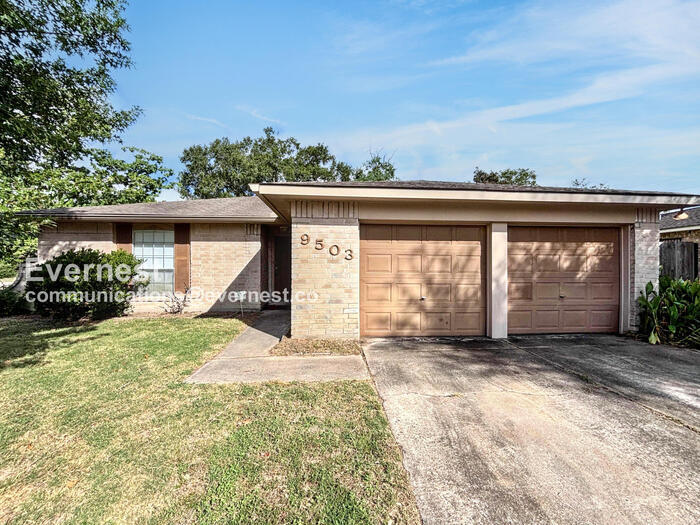 Foto principal - 9503 Martin Wood Ct